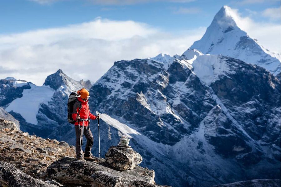 trekking nepal 2025